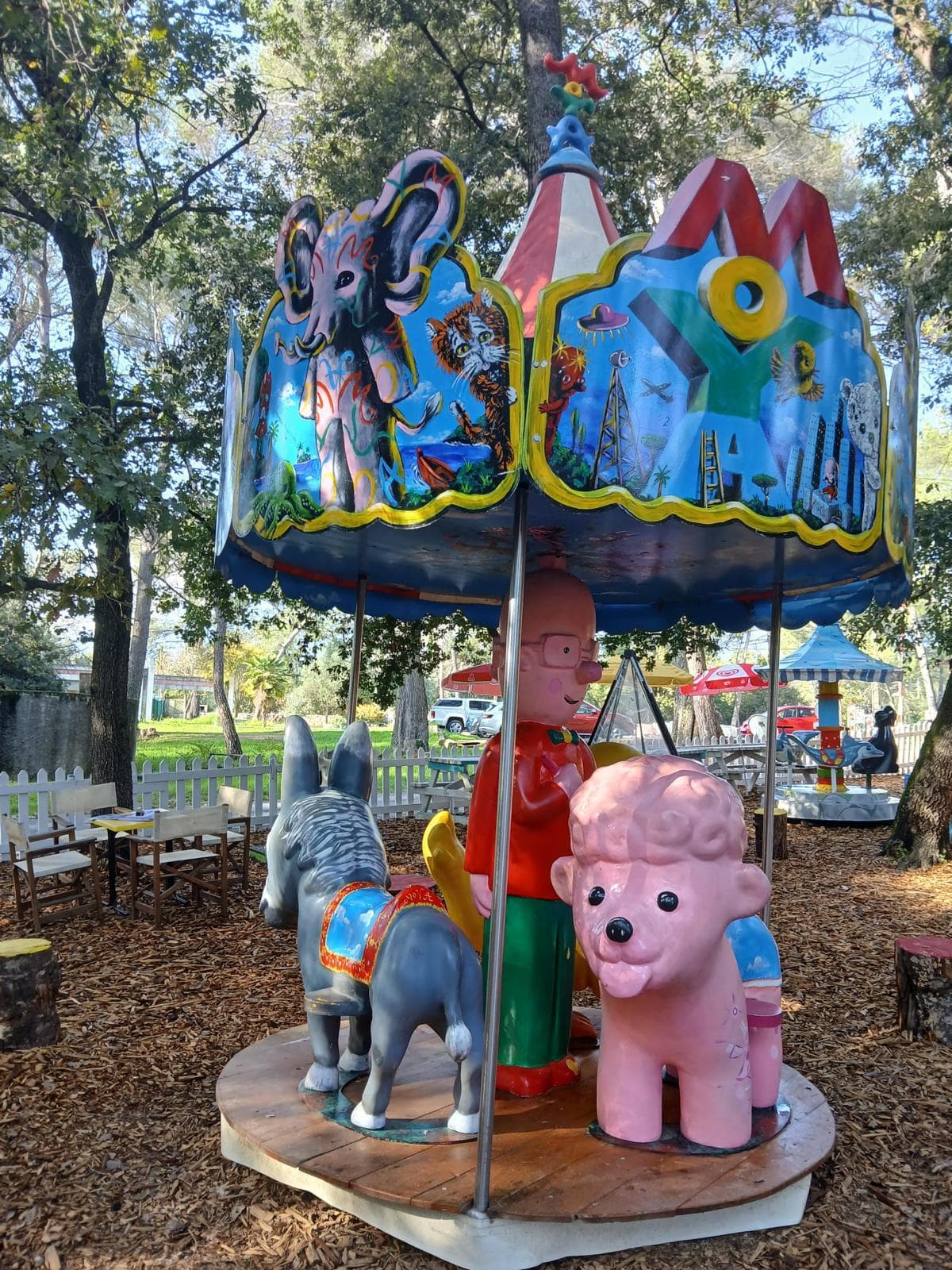 Moya Carousel – Unique Animated Sculpture – Art & Attraction (Patrick Moya)